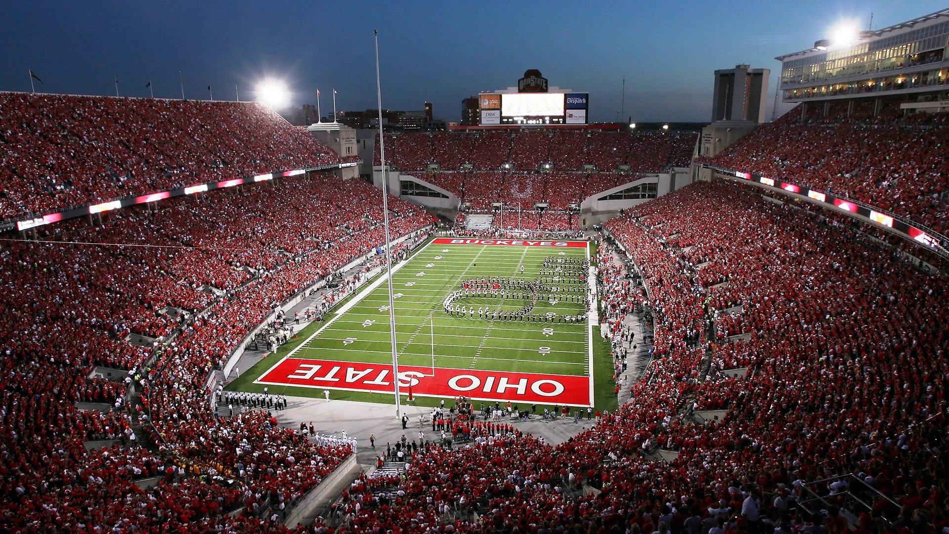 英超巅峰对决,哈兰德双响助曼城4比1轻取西汉姆联,卫冕之路再添关键胜利